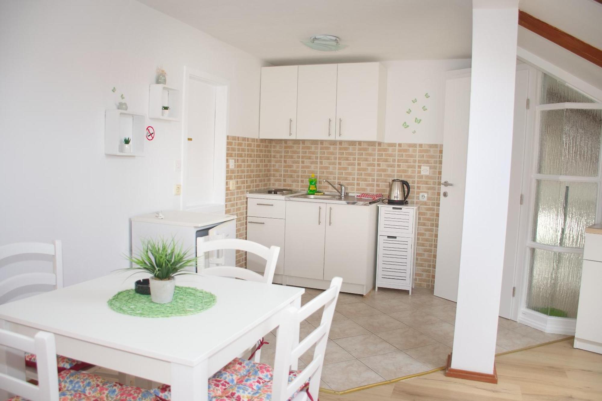 Novalja And Fun Apartment Екстериор снимка