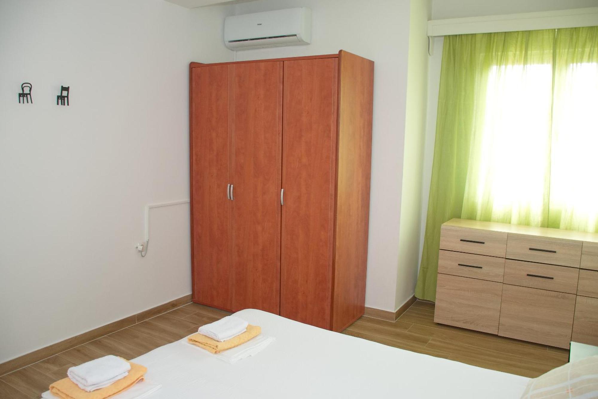 Novalja And Fun Apartment Екстериор снимка
