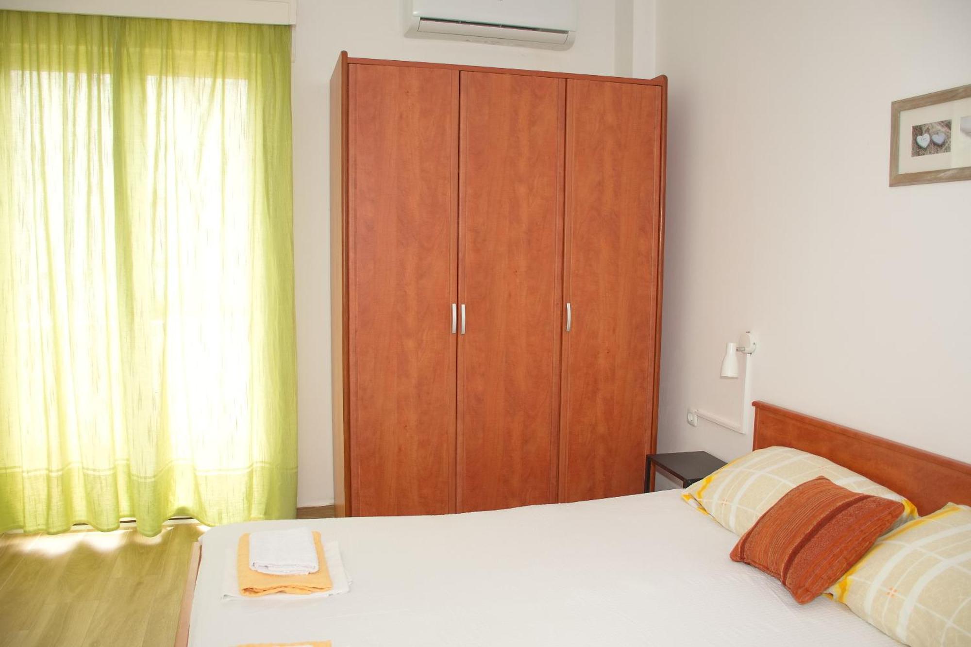 Novalja And Fun Apartment Екстериор снимка